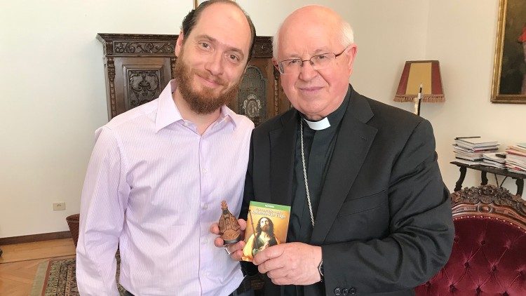 O pesquisador brasileiro em audiência com Dom Julián Barrio Barrio, arcebispo de Santiago de Compostela