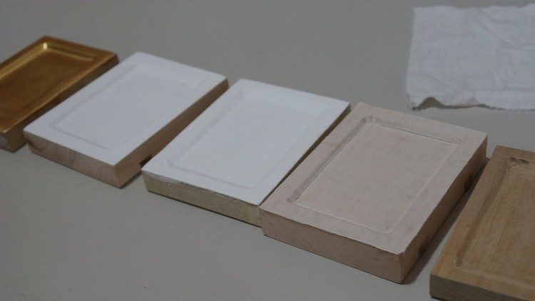 Ikonų dirbtuvė Kretingos pranciškonų vienuolyne