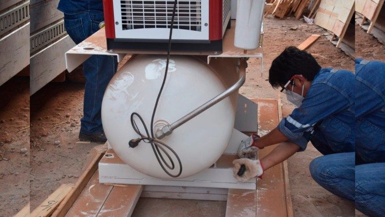 La planta de oxígeno es fruto de la campaña  solidaria "Un respiro para todos".