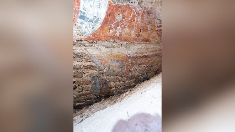 I lacerti di affresco rinvenuti sotto i mosaici della Basilica di Torcello