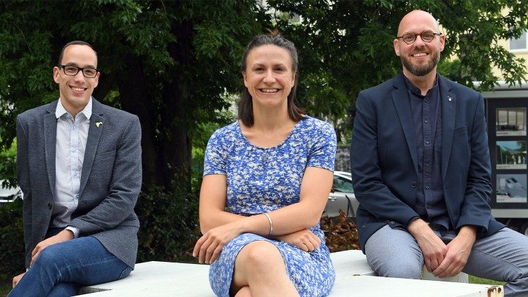 Die neue Bundesspitze des BDKJ, Gregor Podschun, Lisi Maier und Stefan Ottersbach (v.l.) Foto BDKJ-Bundesstelle / Christian Schnaubelt