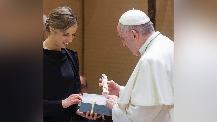 Carolina Kostner in udienza dal Papa il 18 gennaio 2020