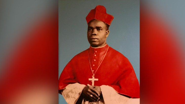 Cardeal Emile Biayenda, em foto exposta no Santuário de Ars (Foto: Padre Paulo Dalla Déa)