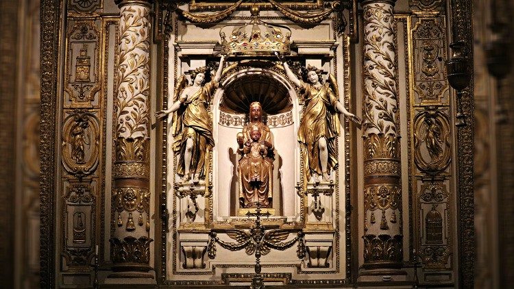 Virgen-de-MonserratAEM.jpg