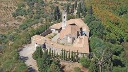 Monastero-ortodossa-albanese-di-Ardenica.jpg