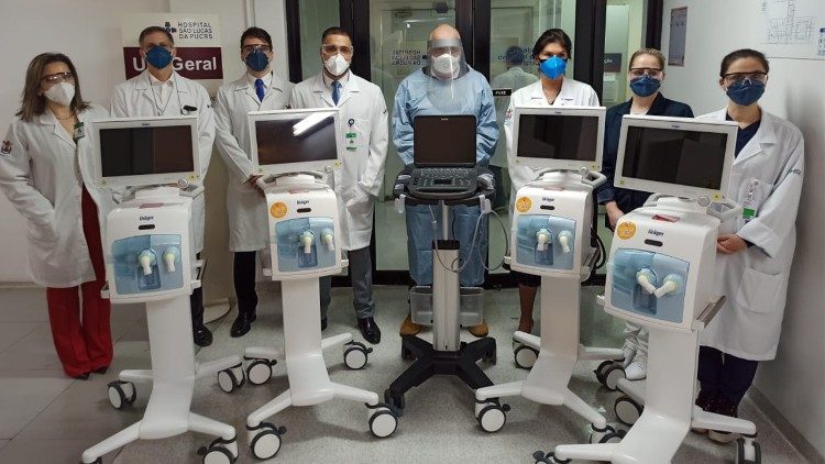 2020.08.28 Donazioni di Papa Francesco arrivano a Porto Alegre, in Brasile