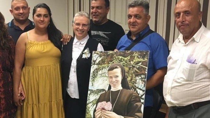 Suor Karolina Miljak festeggiata per i 50esimo anniversario dei suoi voti 