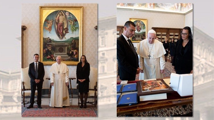 Папа падчас аўдыенцыі для капітанаў-рэгентаў Сан-Марына