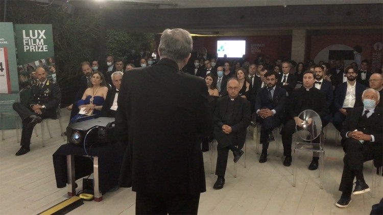 Il patriarca di Venezia Moraglia introduce la visione dell'episodio sulla Creazione del Videocatechismo