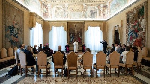 Corinaldo. Francesco vicino alla sofferenza dei familiari delle vittime