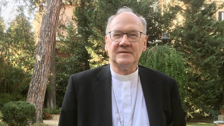 Bischof Alois Schwarz von St. Pölten - zugleich Leiter des Referats für Umwelt und Nachhaltigkeit der Bischofskonferenz - bat die Pfarren darum, Strom zu sparen. 