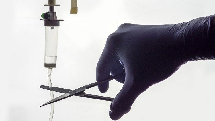 Bp Losinger: samobójstwo nigdy nie jest dobrym rozwiązaniem