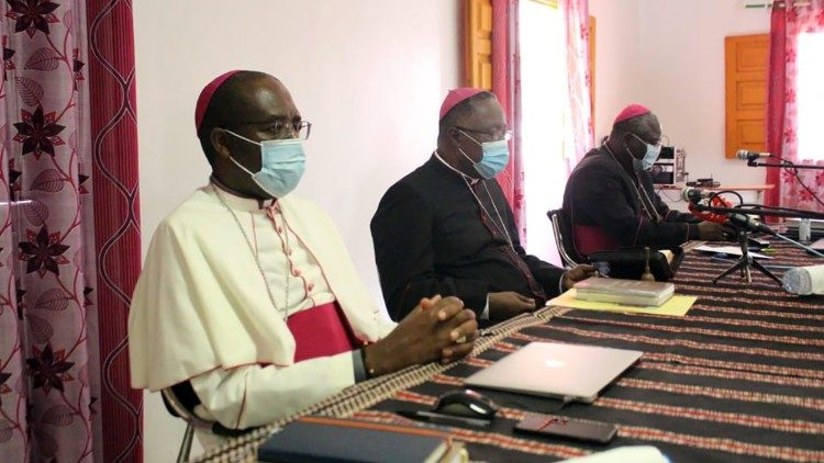 Bispos da Conferência Episcopal de Angola e São Tomé (CEAST)