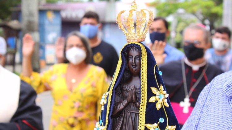 Consagra&ccedil;&atilde;o a Nossa Senhora Aparecida - S&atilde;o Jo&atilde;o da Barra