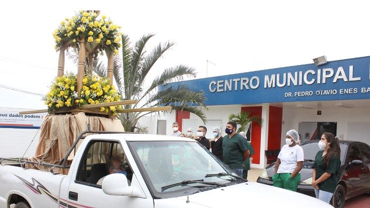 Consagra&ccedil;&atilde;o a Nossa Senhora Aparecida - S&atilde;o Jo&atilde;o da Barra