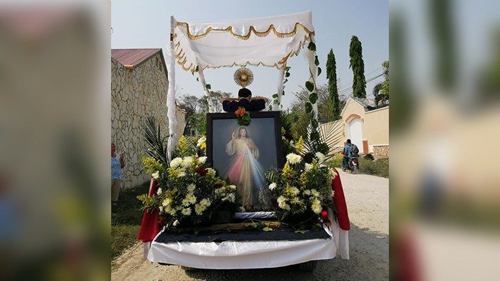 L'esposizione del Santissimo durante il lockdown