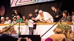 Pope-Francis-at-the-II-World-Meeting-of-Popular-Movements-credit-WMPM.jpg