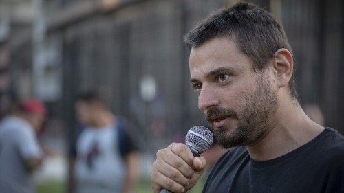 Grabois: los movimientos populares aportamos desde la comunidad