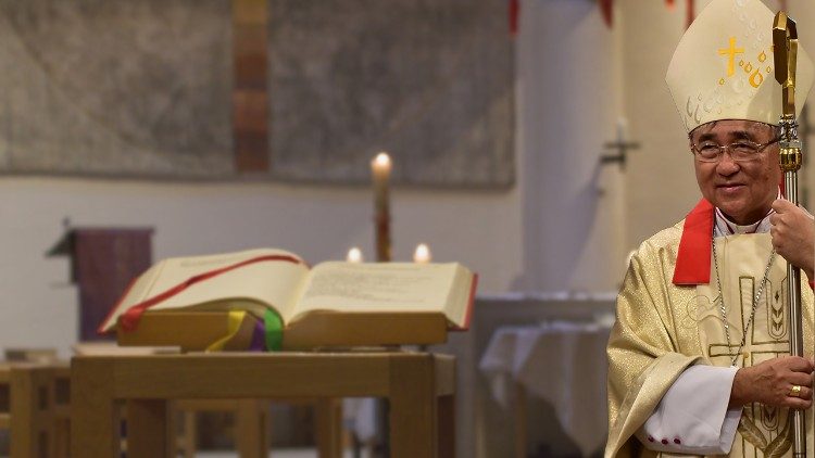 Sim bei einer Messfeier