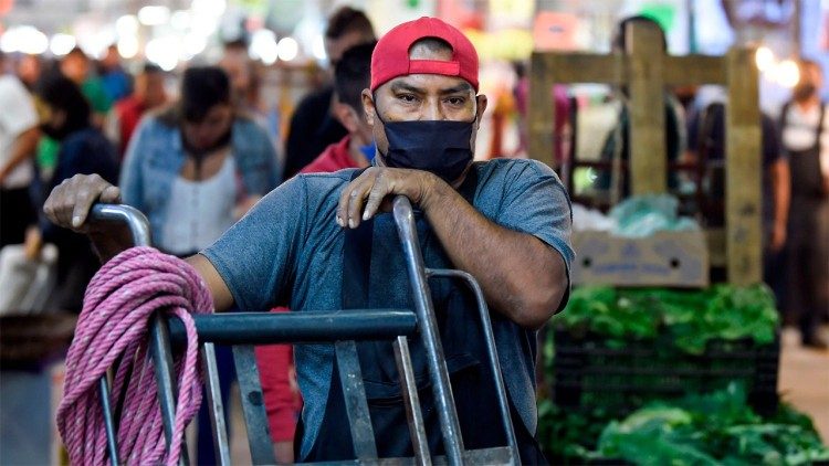 El trabajo no declarado crea una mayor desigualdad y pobreza