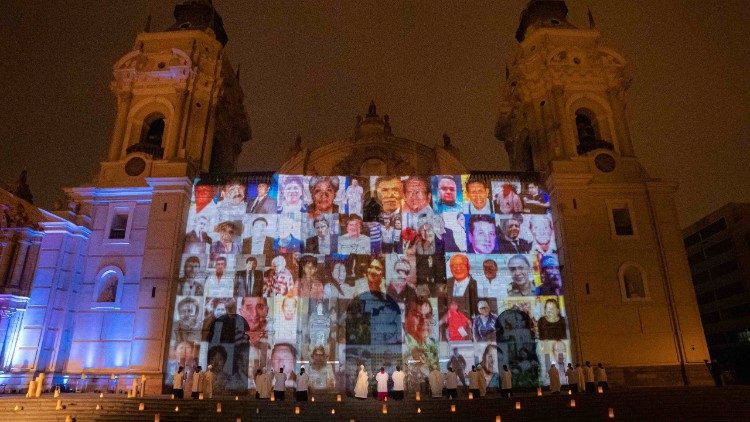 Misa por los difuntos a casua del Covid-19