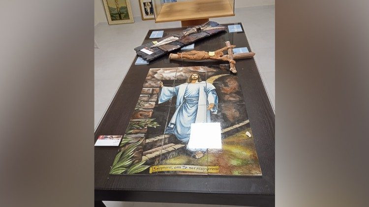 Works displayed in the International Crucifix Museum of Caltagirone