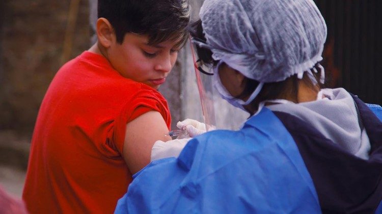 Ayudando a los más necesitados.