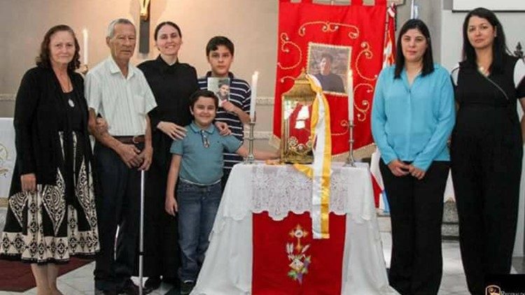 Carlo Acustis: devoção das famílias brasileiras