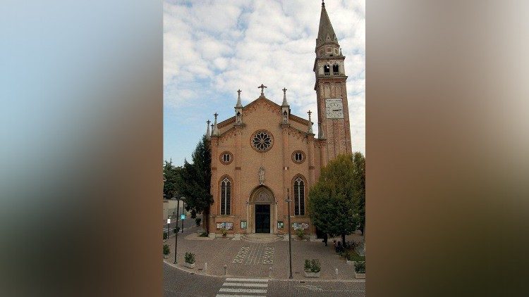 La chiesa di Carpenedo, dove don Armando è stato parroco dal 1971 al 2005