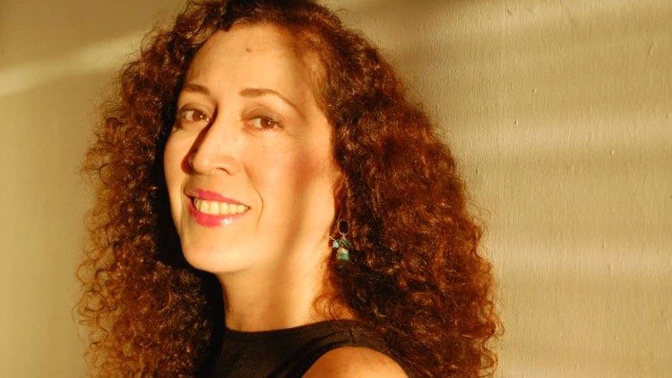 2020.11.16 La directora Carmen La Roche del film Voy por tí