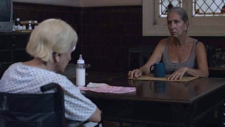 2020.11.16 el film Frágil ganó el premio Ex aequo de la mención Especial, la película la dirigió Sheyla Pool