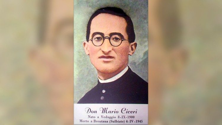 El Padre Mario Ciceri