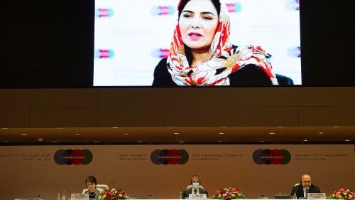 Afghanistan: i donatori promettono nuovi aiuti, ma la violenza non si ferma