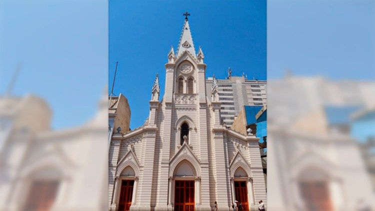 2020.11.27Chile. Fachada de la Catedral de Antofagasta. Foto de archivo