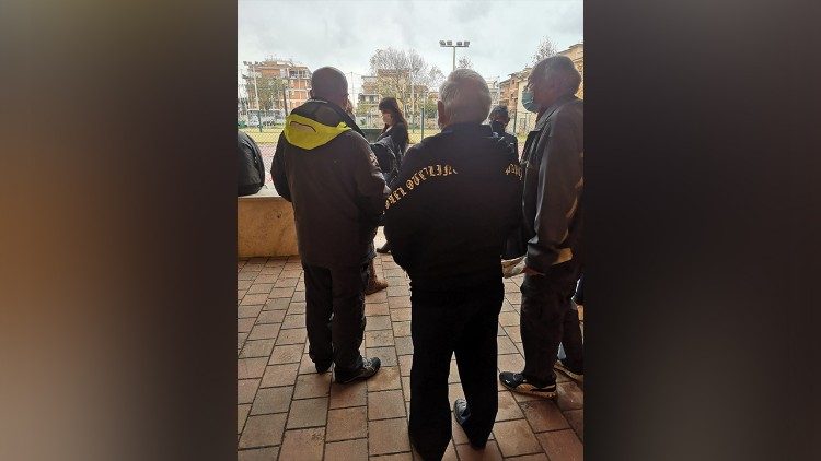 In coda per i tamponi