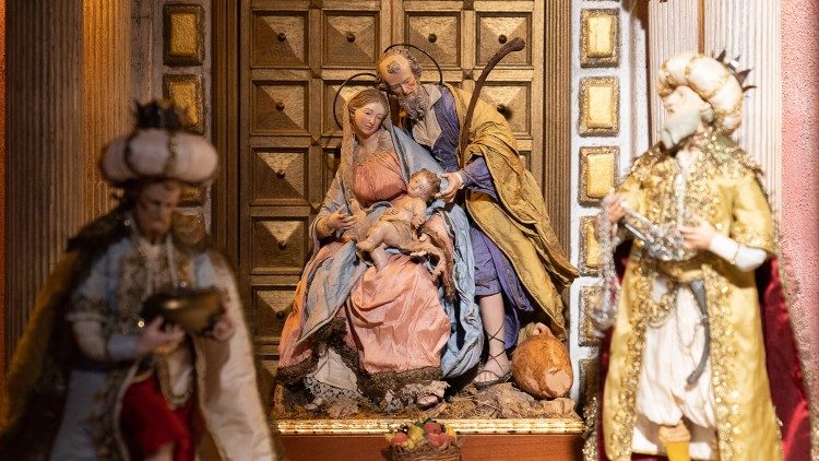 Некоторые из вертепов, выставленных на площади Св. Петра в Ватикане