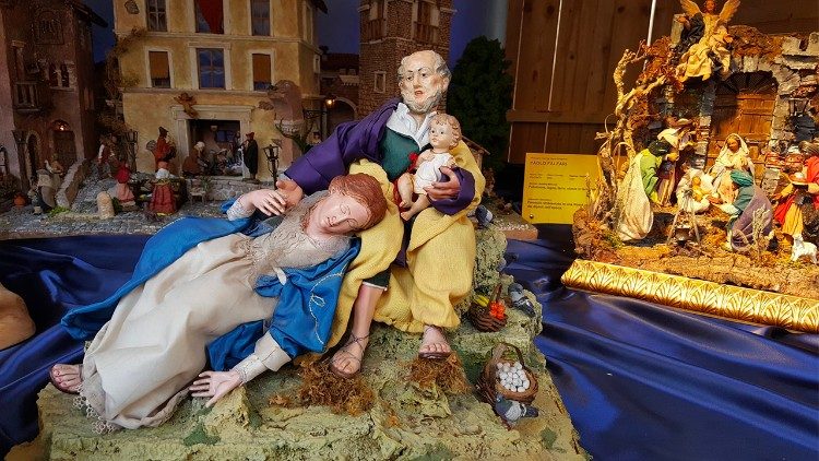 Некоторые из вертепов, выставленных на площади Св. Петра в Ватикане