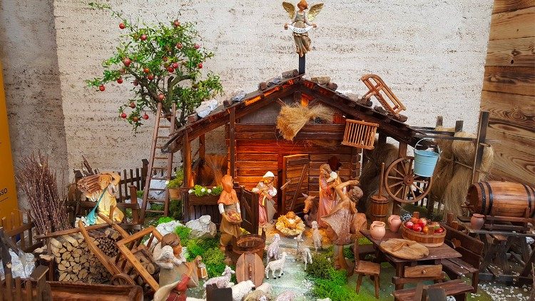 Некоторые из вертепов, выставленных на площади Св. Петра в Ватикане