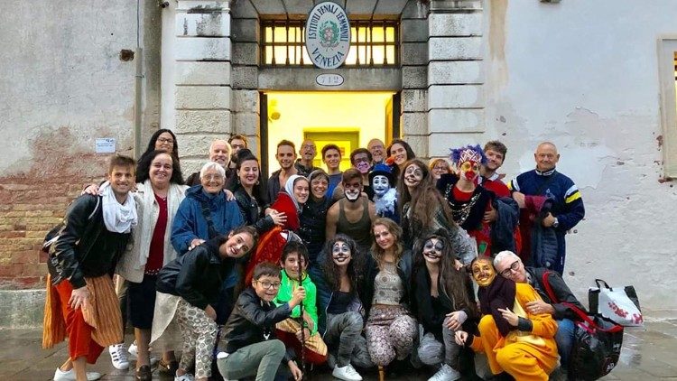 I volontari della Giudecca con Suor Busnelli