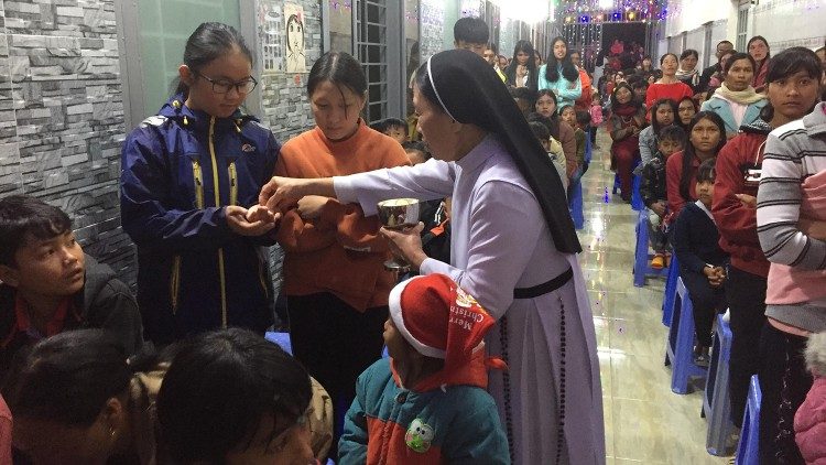 Божае Нараджэнне ў супольнасці в'етнамскіх католікаў