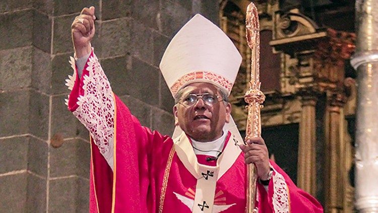 20201.01.10 Arzobispo Richard Alarcón