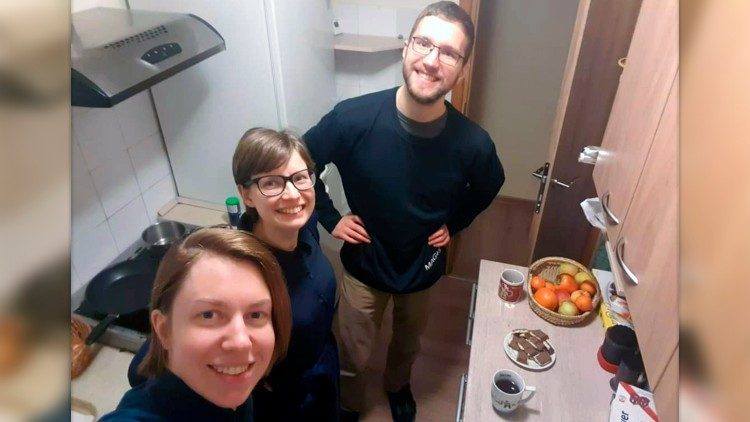 Ieva Neseckaitė, Toma Zareckaitė, Lukas Ambraziejus