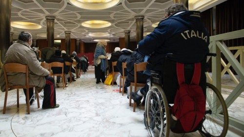 Vacinados 25 sem-teto no Vaticano