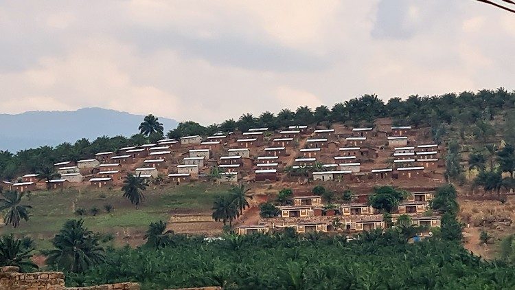 Pierwsza z wiosek dla Pigmejów została poświęcona patronce misji