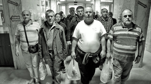 Il Papa e i senzatetto, lo “schiaffo salutare” alla mondanità