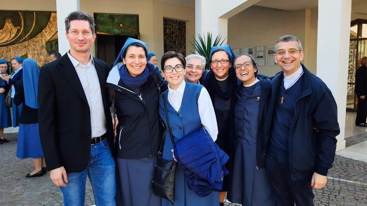 Papież: trzy stany życia pozwalają poczuć zapach Kościoła