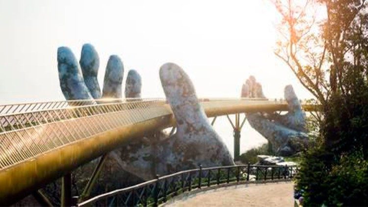 Il simbolo dell'Associazione Il Ponte