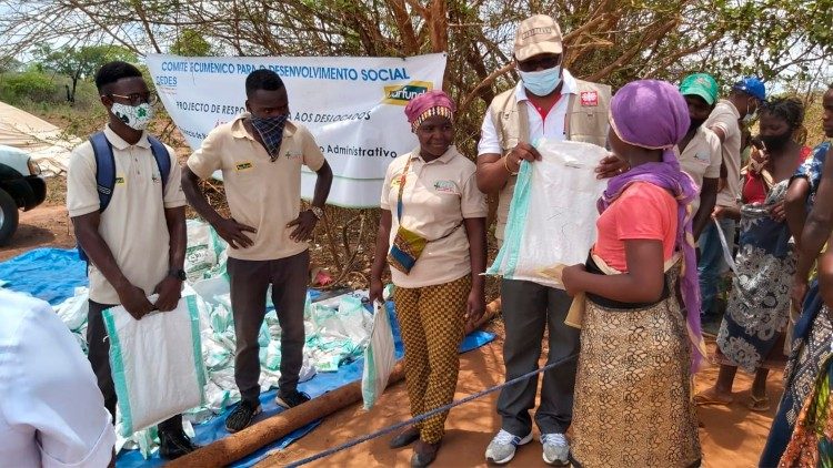 Assistência a deslocados internos, pelos ataques armados em Cabo Delgado (Caritas Moçambique)