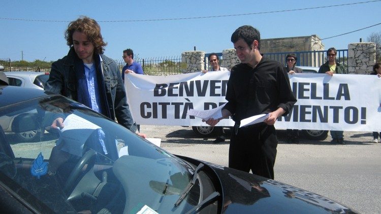 Movilización contra una edificación en el territorio siracusano