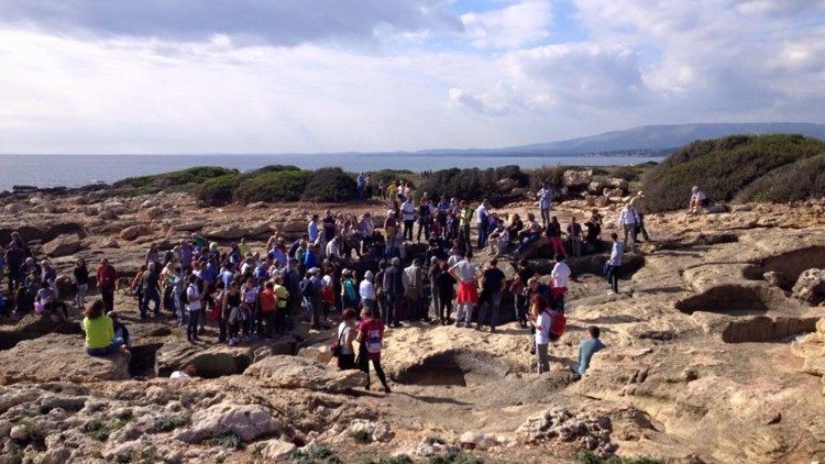 Manifestación en la costa de Siracusa